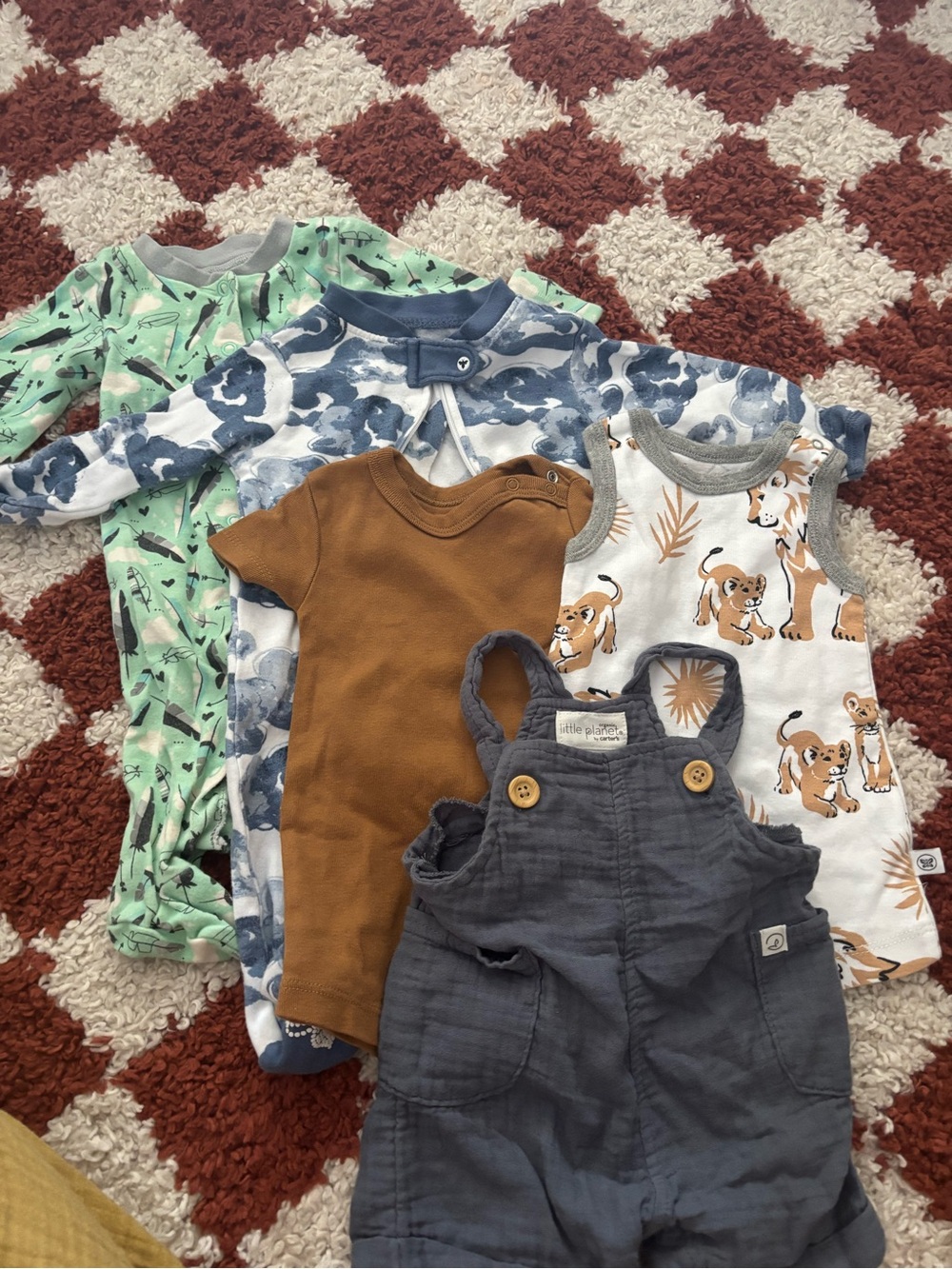 Mixed Newborn Organic Cotton Outfit Bundle